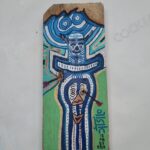 peinture de totem ,bleu de Prusse, art naïf