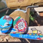 gelet peint par OLISTIC représente une cigogne et une momie